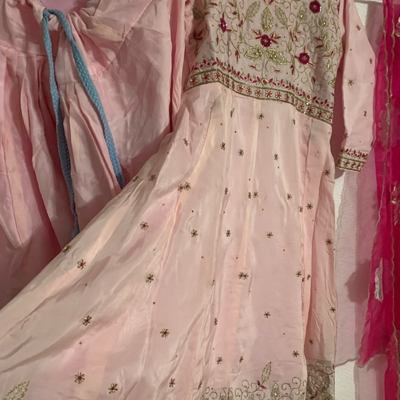 Frock suit full sleeve with salwar kameez length 44 chest 38 salwar length 39 - Picture 2 of 3